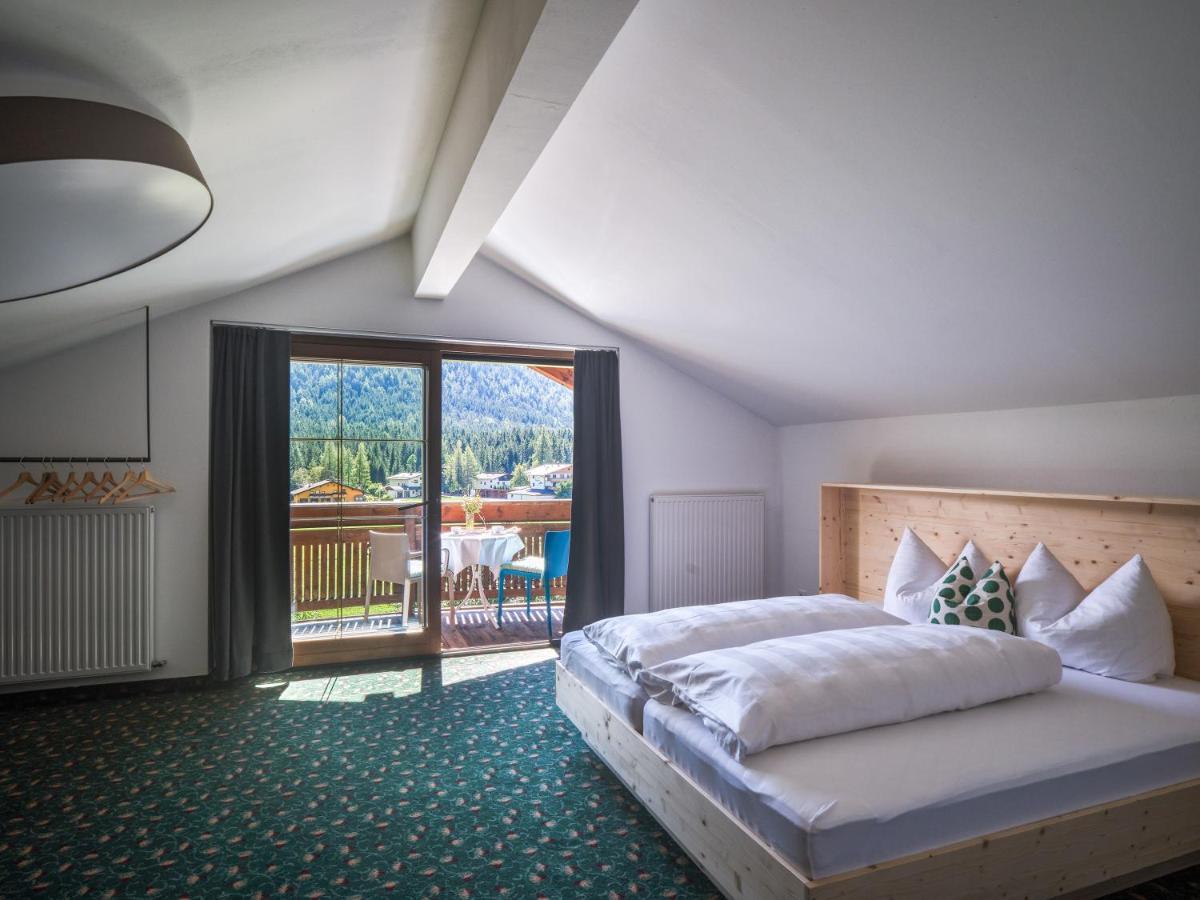 Design Apartments & Zimmer - Zugspitze Leutasch Buitenkant foto
